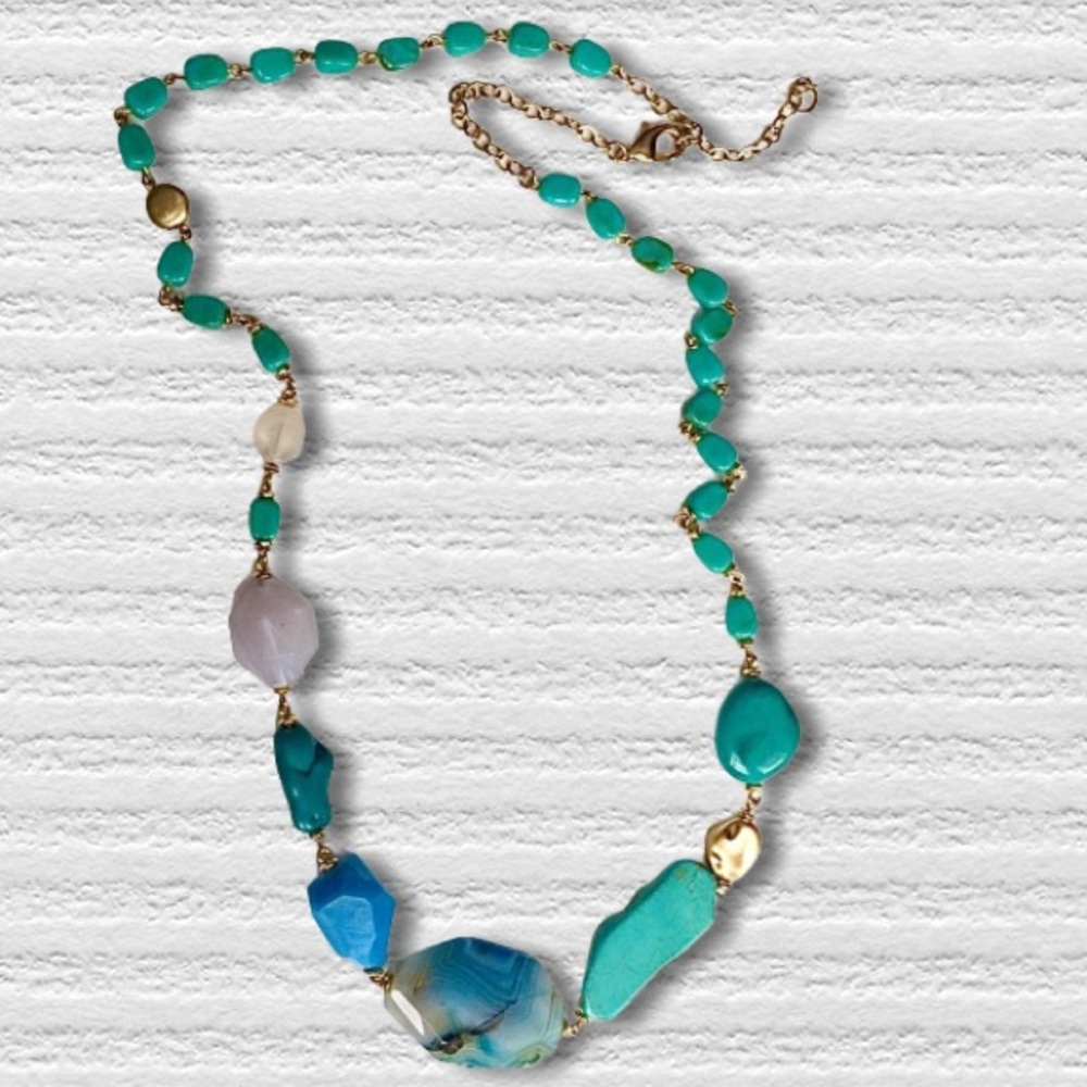 Necklace 34 1/2" Blues Turquoise Gray Gold tone
